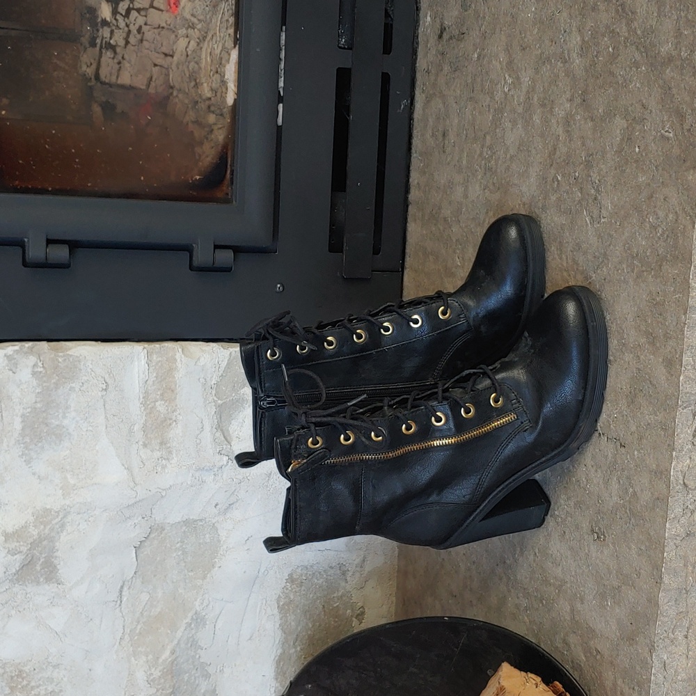 Guess heeled lace up boots